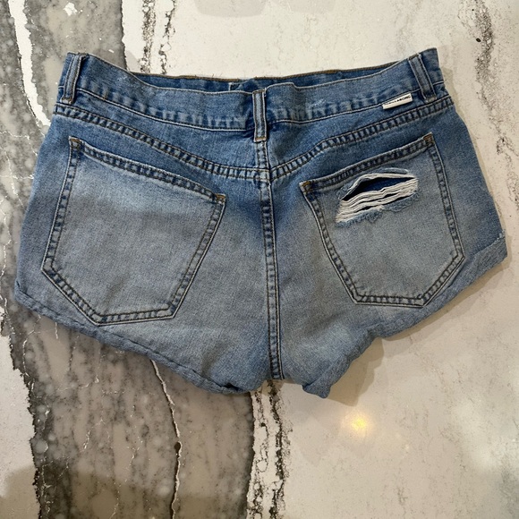 Billabong denim shorts - Picture 2 of 2